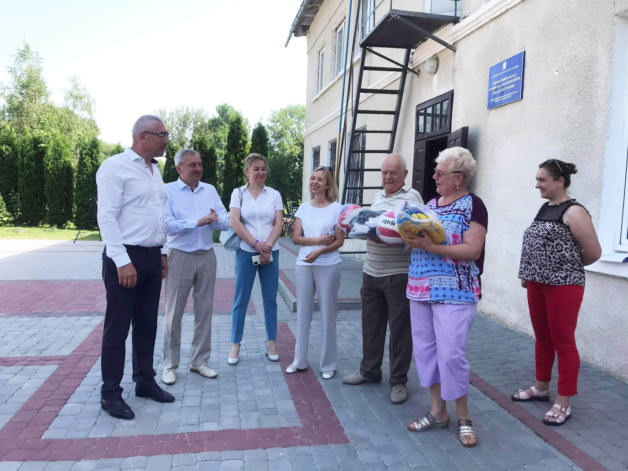 201814744 931775860942997 8001910130741866181 n