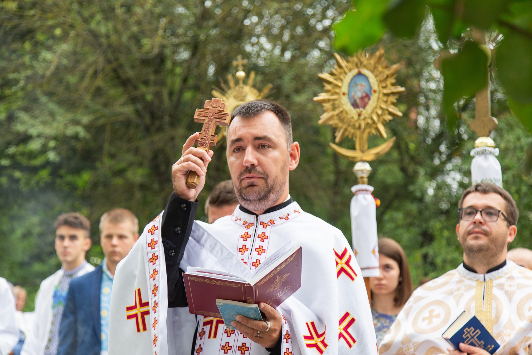 240401050 242196697813118 8361683433127673341 n