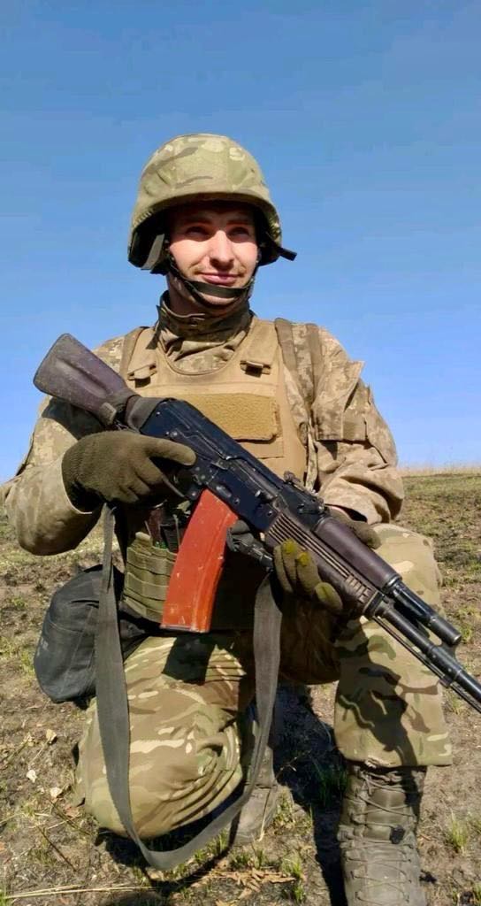 419923029 215845328190785 3557101010938562140 n