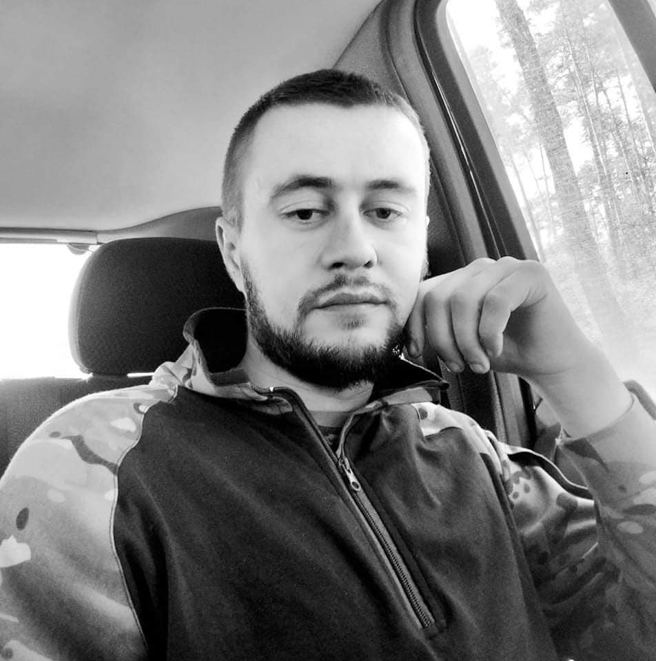 До Великої Луки прибуде траурний кортеж з тілом загиблого Віталія Сегіна